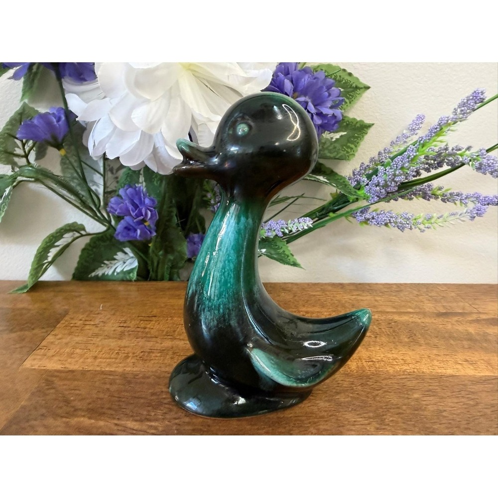Vintage Blue Mountain Pottery Duckling Small Canadian Art Pottery Figurine Bird